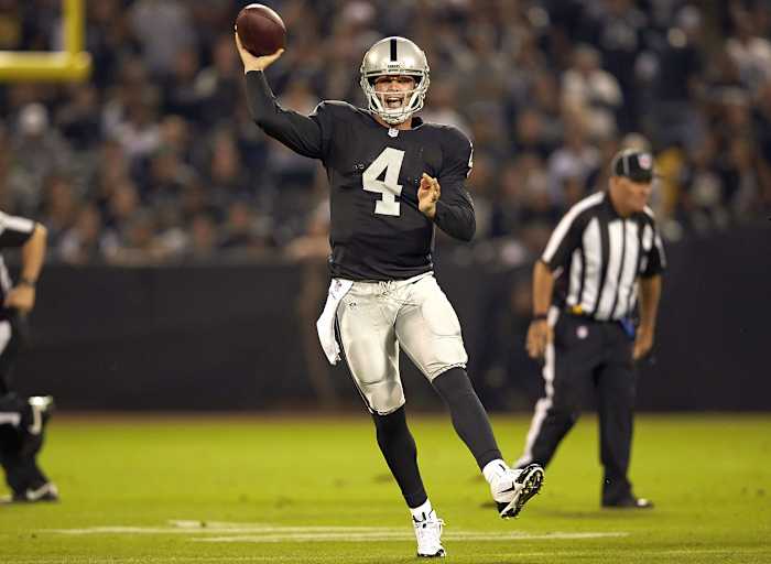 Derek-Carr-X158541_TK1_957.jpg